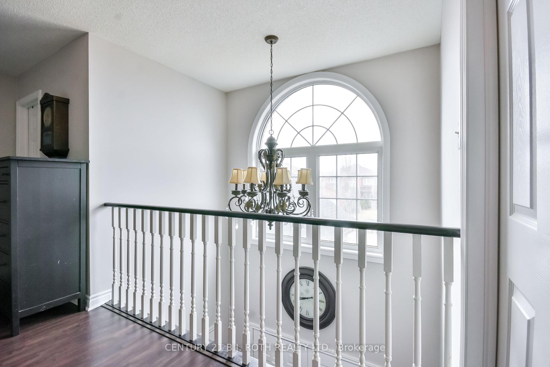 Photo 57 of 60 Carley Crescent, Barrie, Painswick South — HOMEH