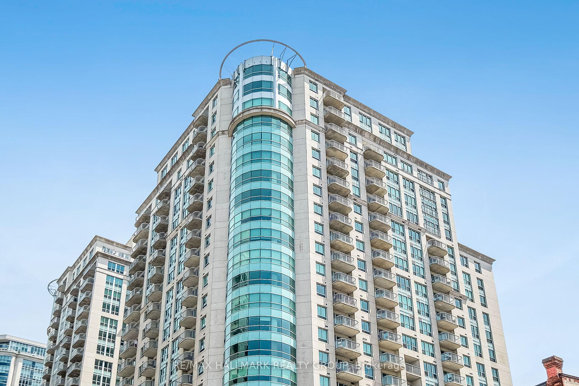 Front of Unit 706, 200 Rideau Street