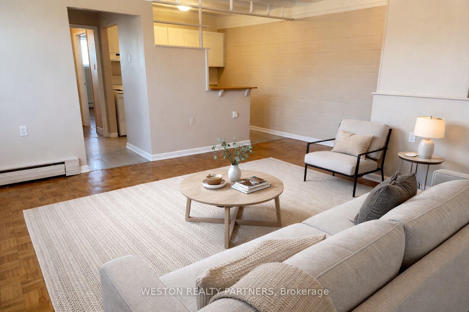 Photo 3 of Unit 17, 672 Fennell Avenue E, Hamilton, Burkholme — HOMEH