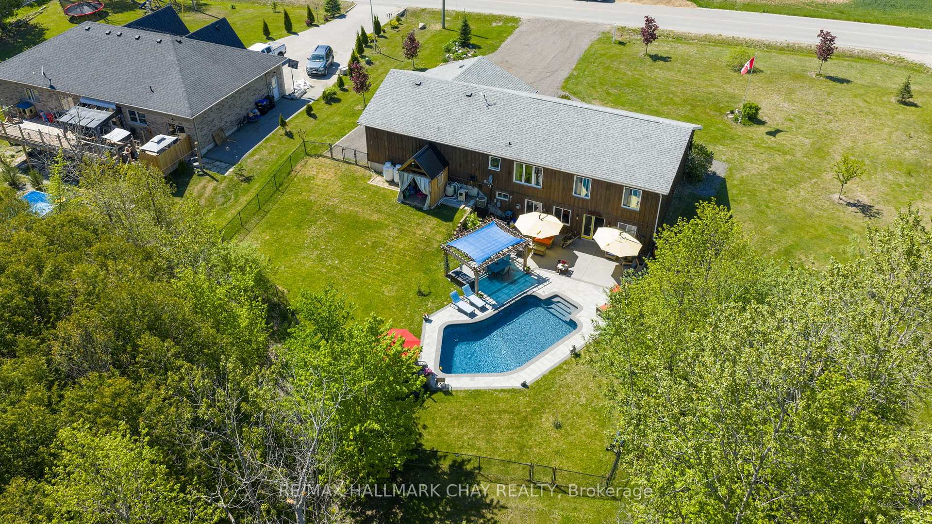 Photo 4 of 4193 Hogback Road, Clearview, Rural Clearview — HOMEH