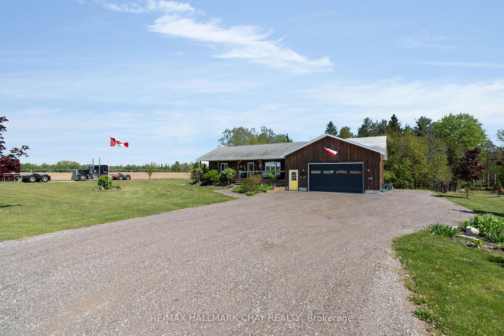 Photo 5 of 4193 Hogback Road, Clearview, Rural Clearview — HOMEH