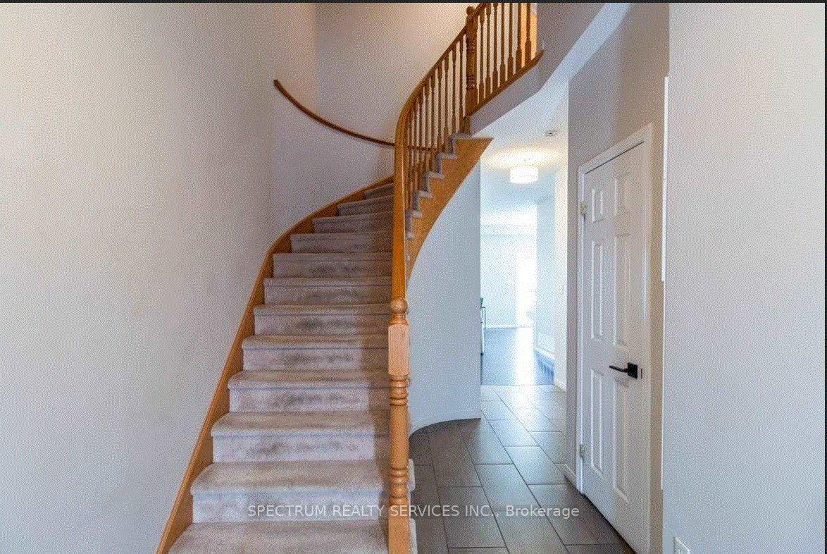 Photo 8 of Unit 15, 20 Pisa Drive, Hamilton, Stoney Creek — HOMEH