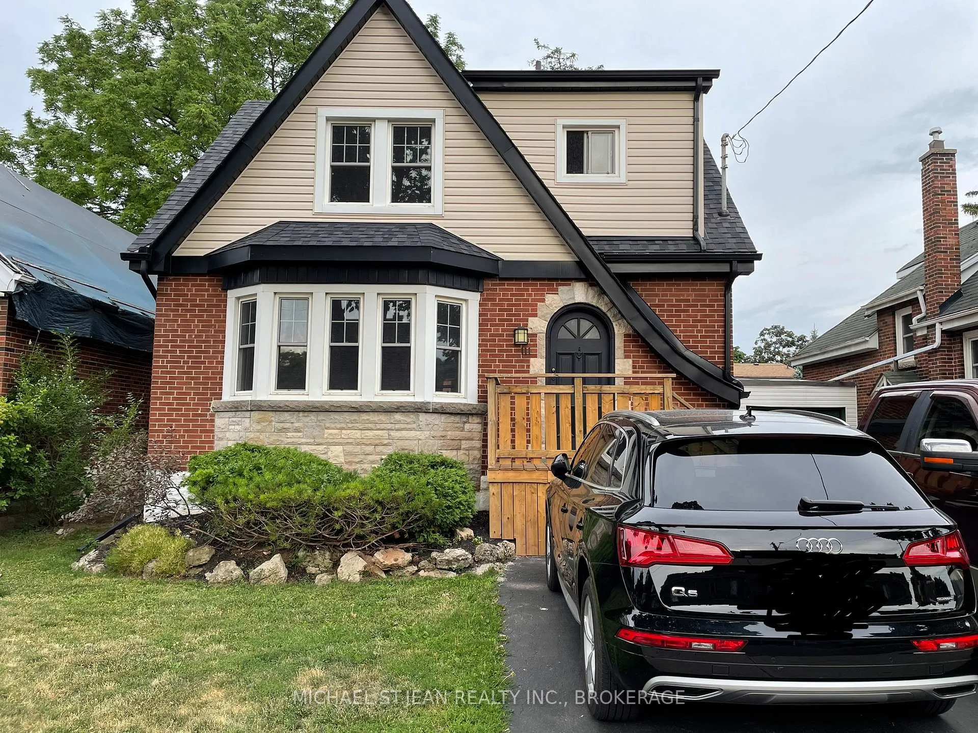 Photo 102 of 111 Ottawa Street S, Hamilton, Delta — HOMEH