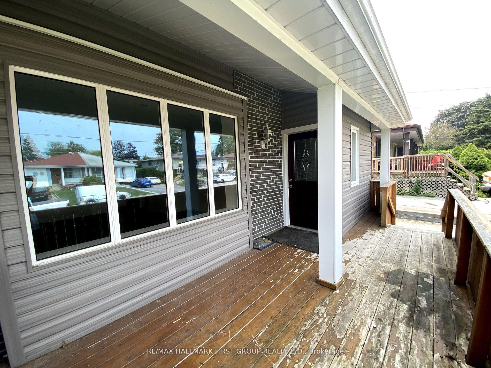 Photo 3 of 973 Mink Street, Pickering, West Shore — HOMEH