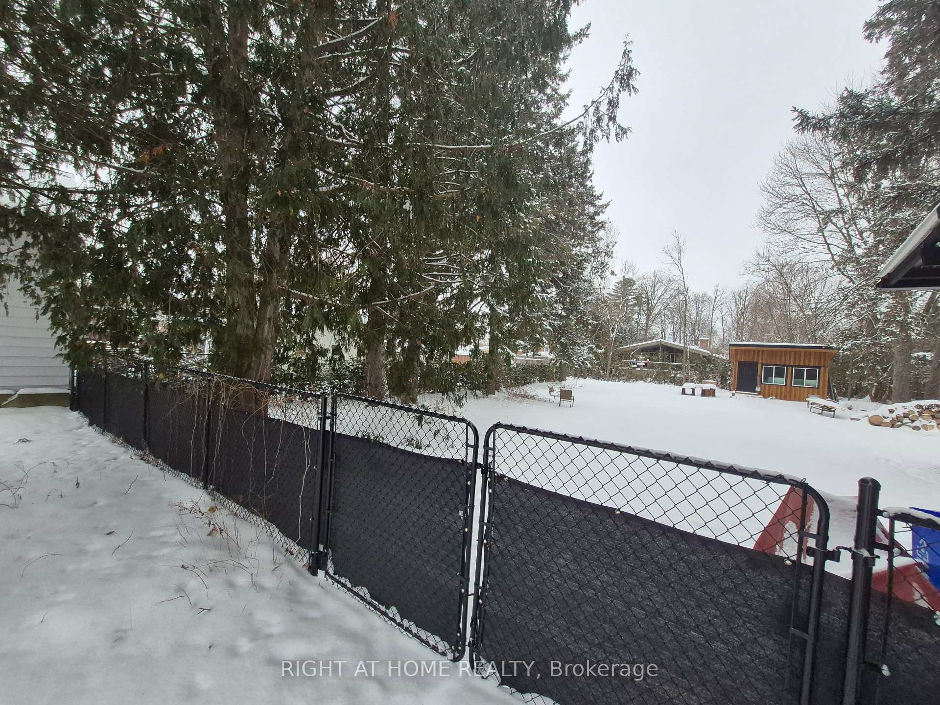 Photo 10 of 250 Harrington Street, Arnprior — HOMEH
