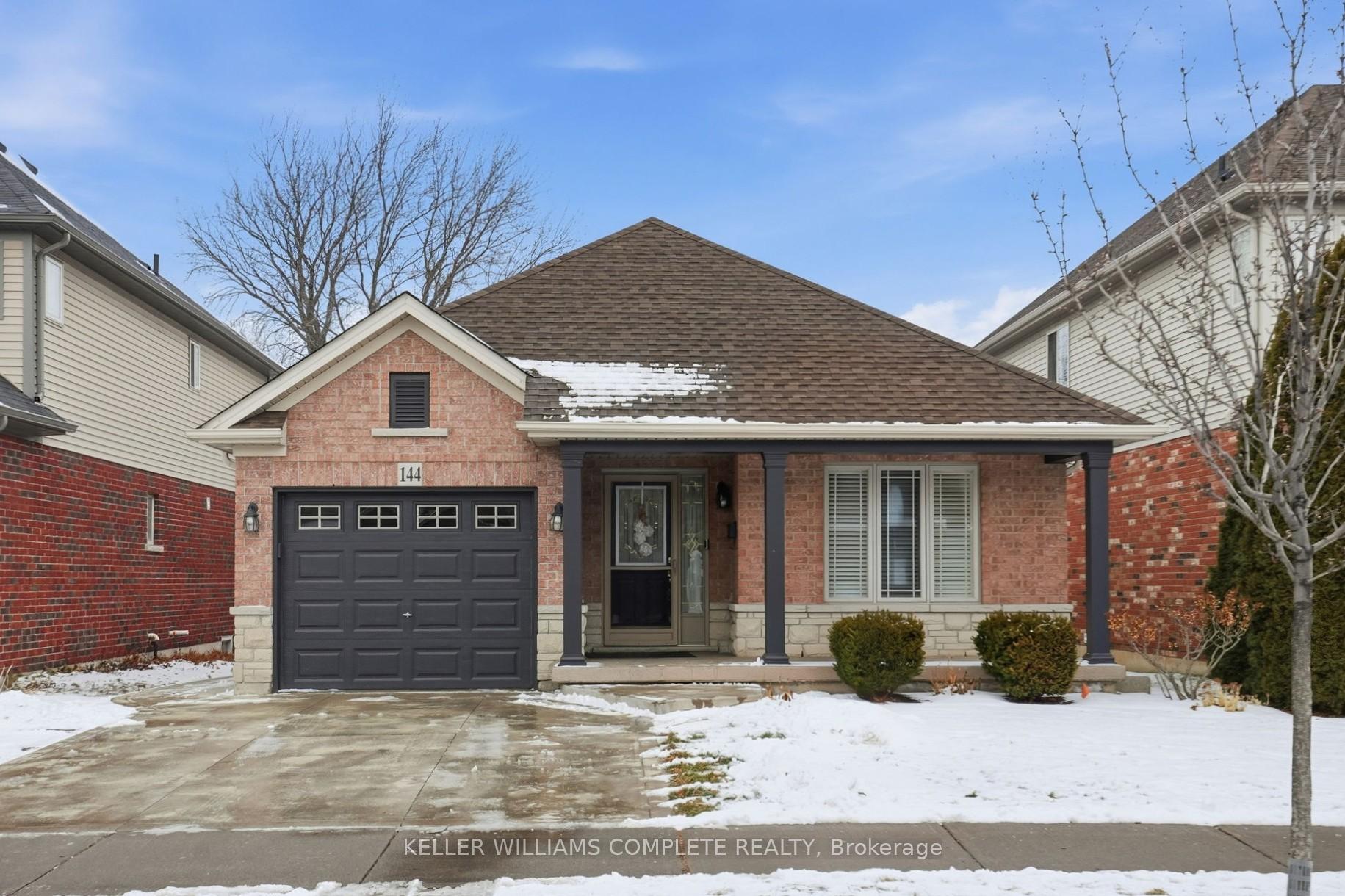 Photo 1 of 144 Sumner Crescent, Grimsby, Grimsby Beach — HOMEH