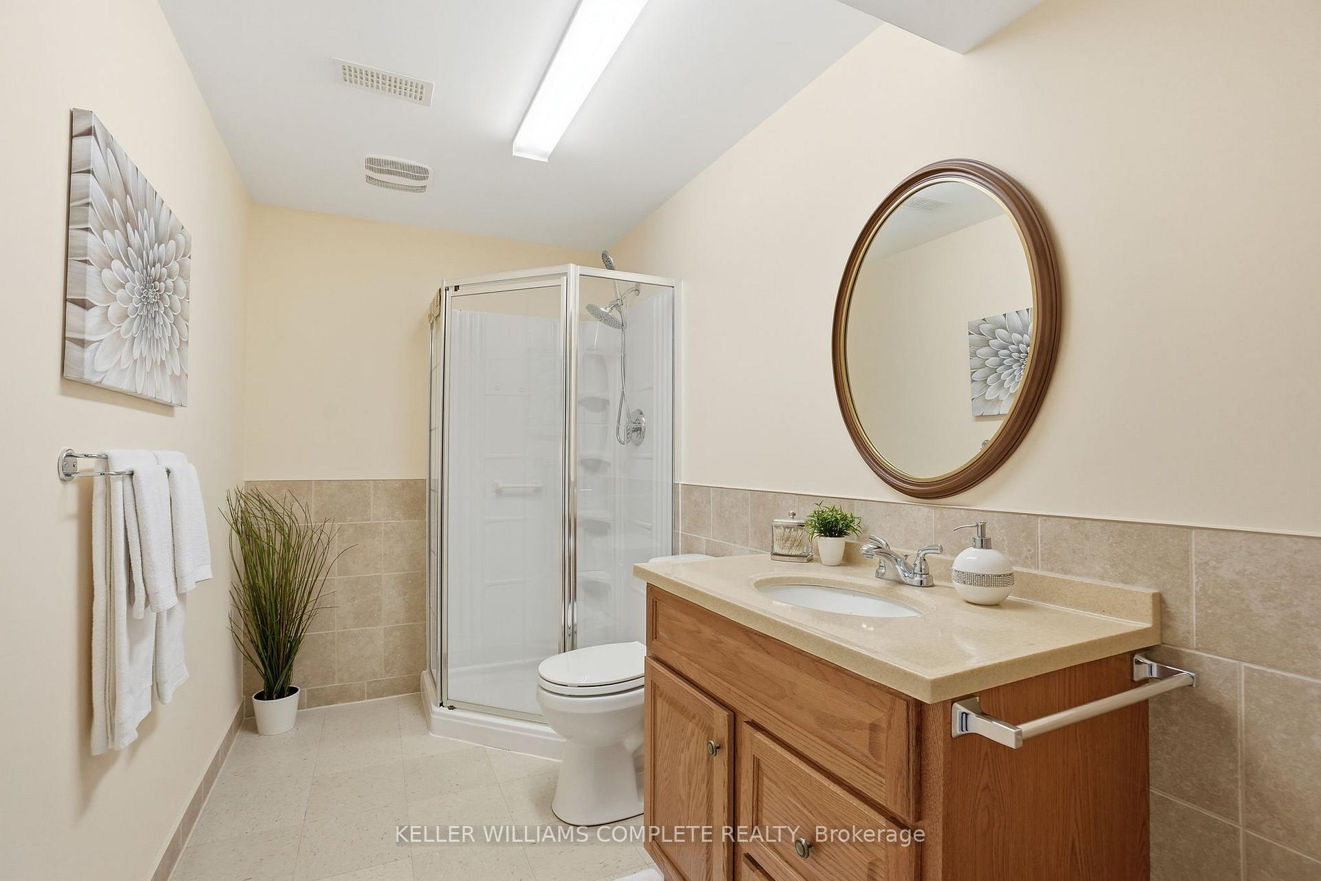 Photo 27 of 144 Sumner Crescent, Grimsby, Grimsby Beach — HOMEH