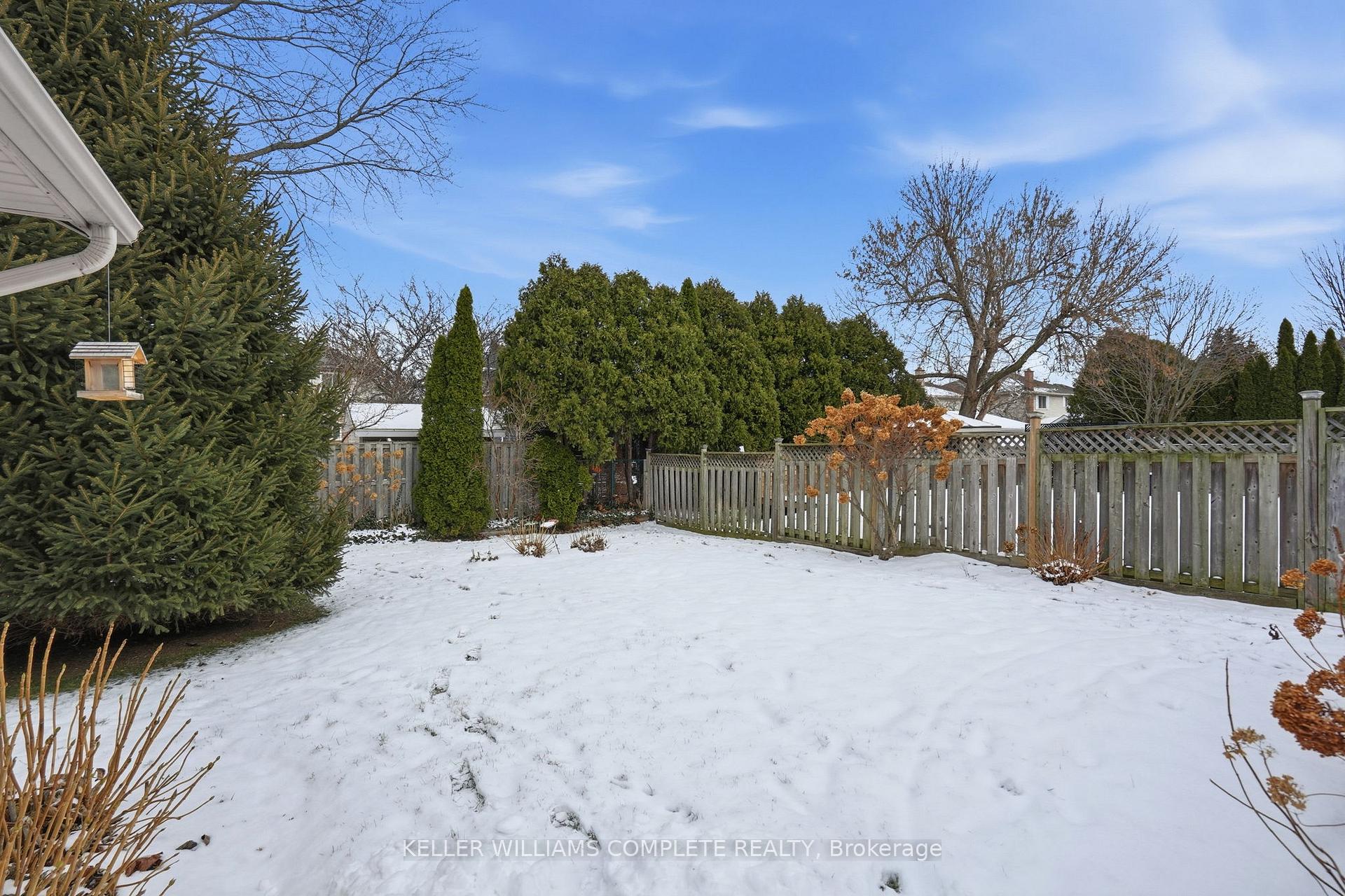 Photo 30 of 144 Sumner Crescent, Grimsby, Grimsby Beach — HOMEH