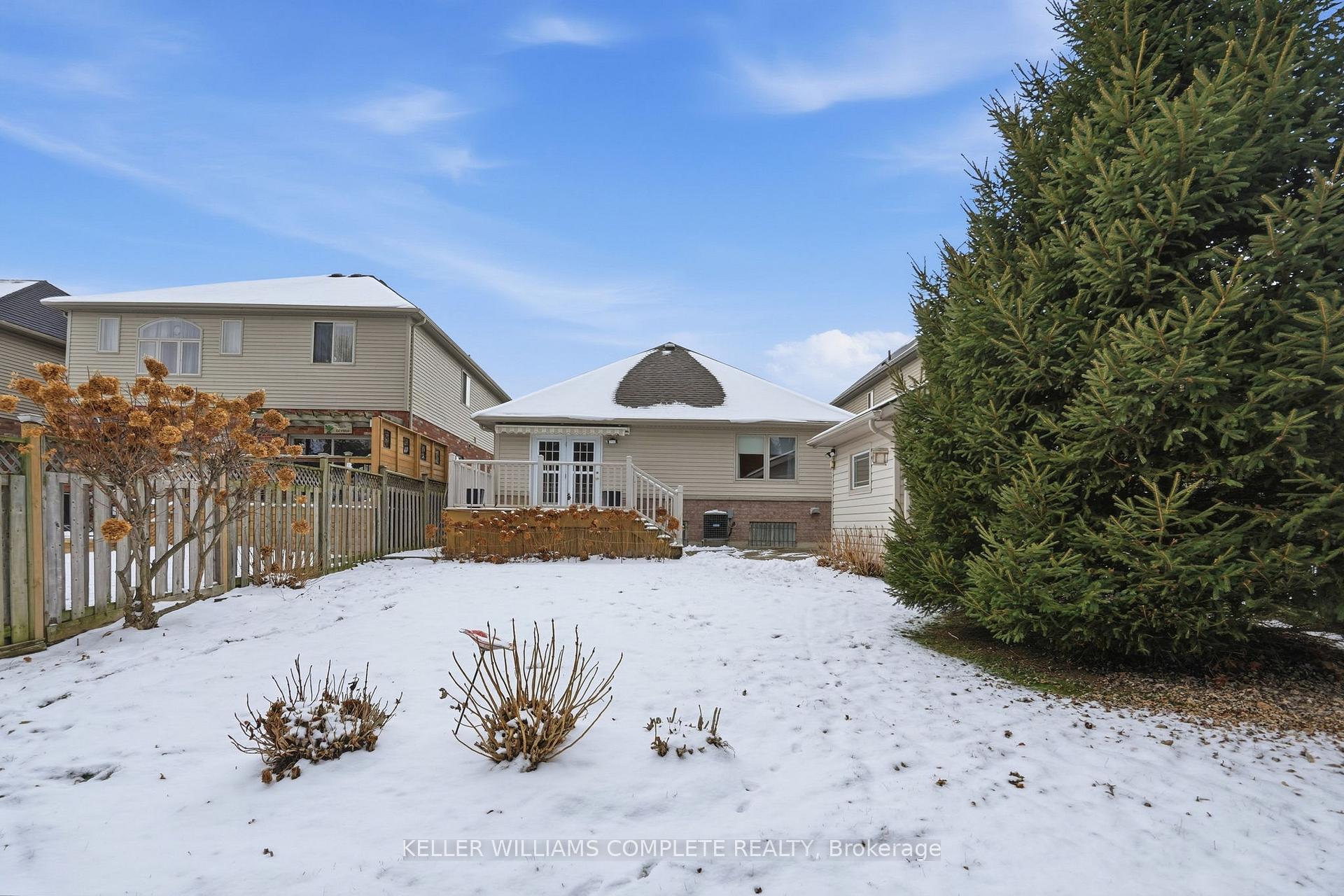 Photo 32 of 144 Sumner Crescent, Grimsby, Grimsby Beach — HOMEH