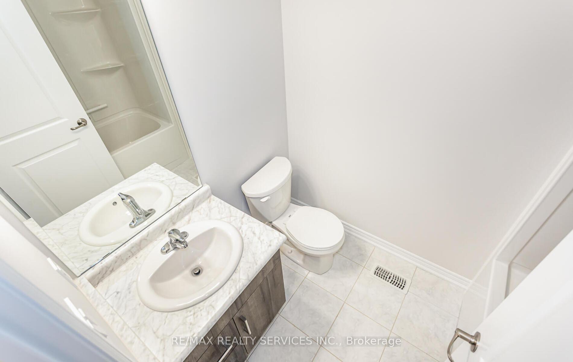 Photo 10 of 83 Sycamore Street, Welland, West Welland — HOMEH