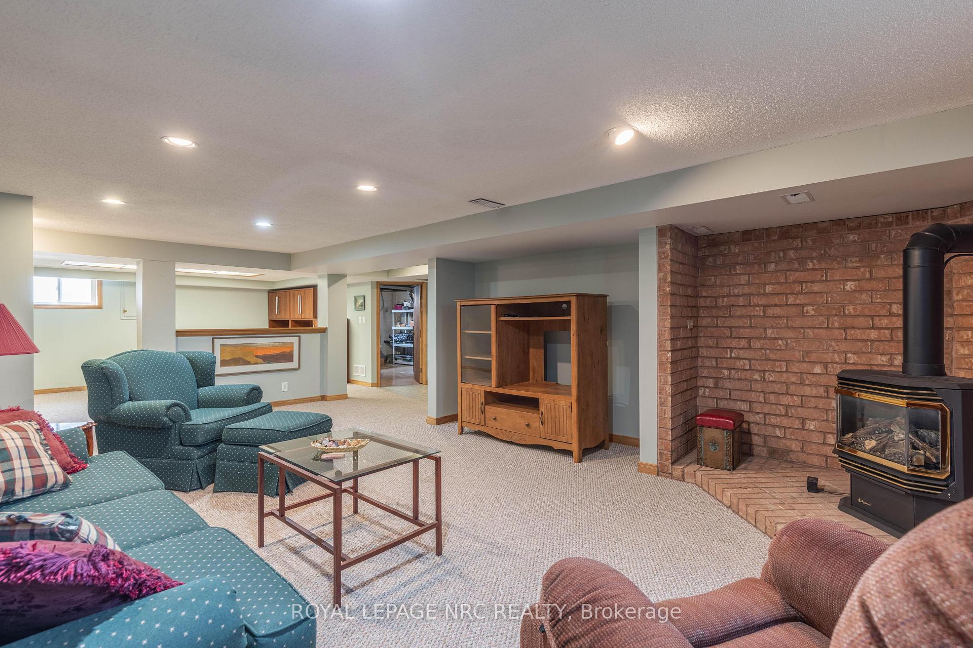 Photo 18 of 17 Else Street, St. Catharines, Vine/Linwell — HOMEH