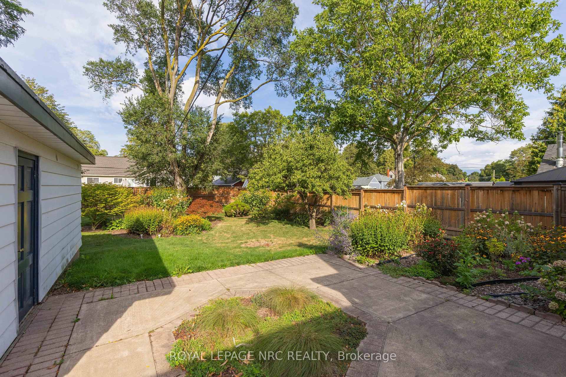 Photo 24 of 17 Else Street, St. Catharines, Vine/Linwell — HOMEH