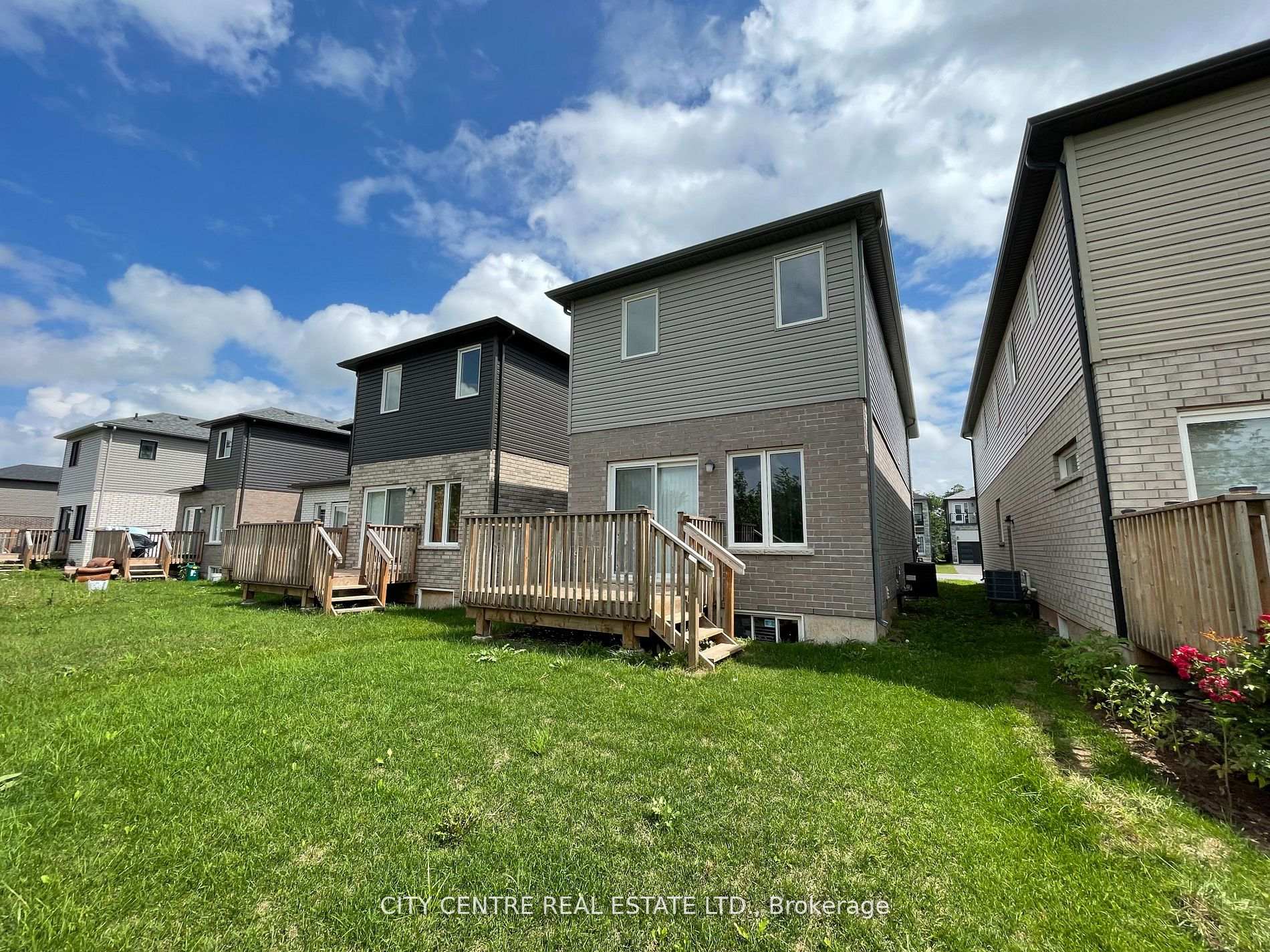 Photo 39 of 308 Louise Street, Welland, Lincoln/Crowland — HOMEH
