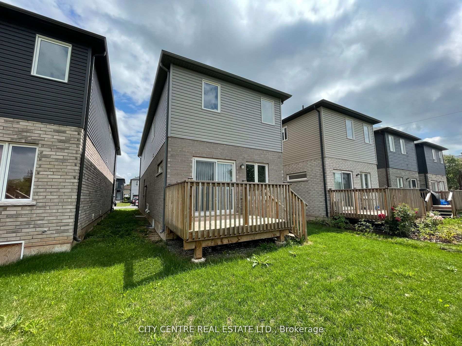 Photo 40 of 308 Louise Street, Welland, Lincoln/Crowland — HOMEH