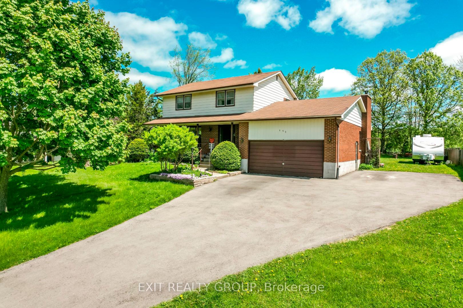 Front of 152 Chatterton Valley Crescent