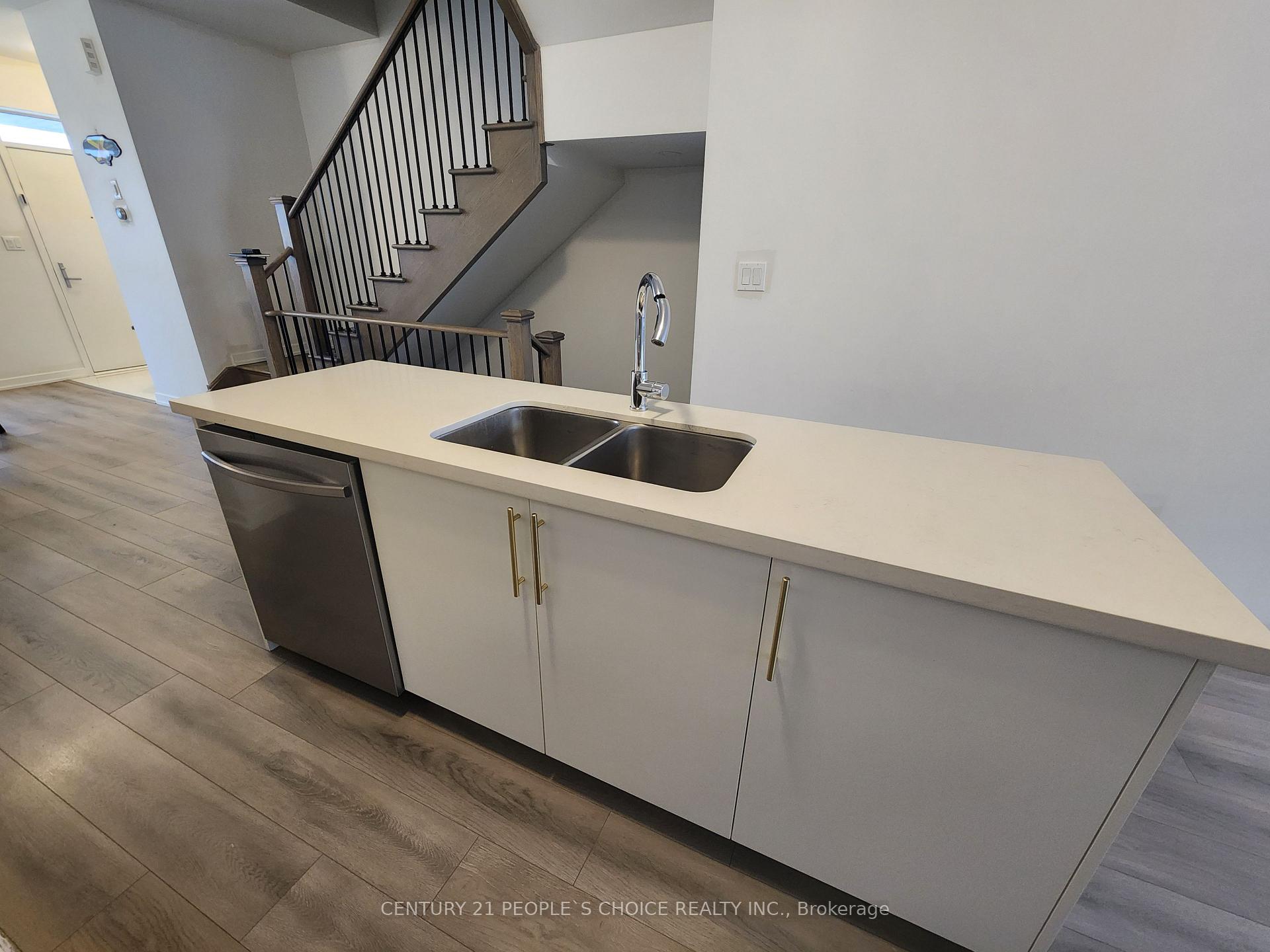 Photo 8 of 44 Lambert Lane, Caledon, Bolton East — HOMEH