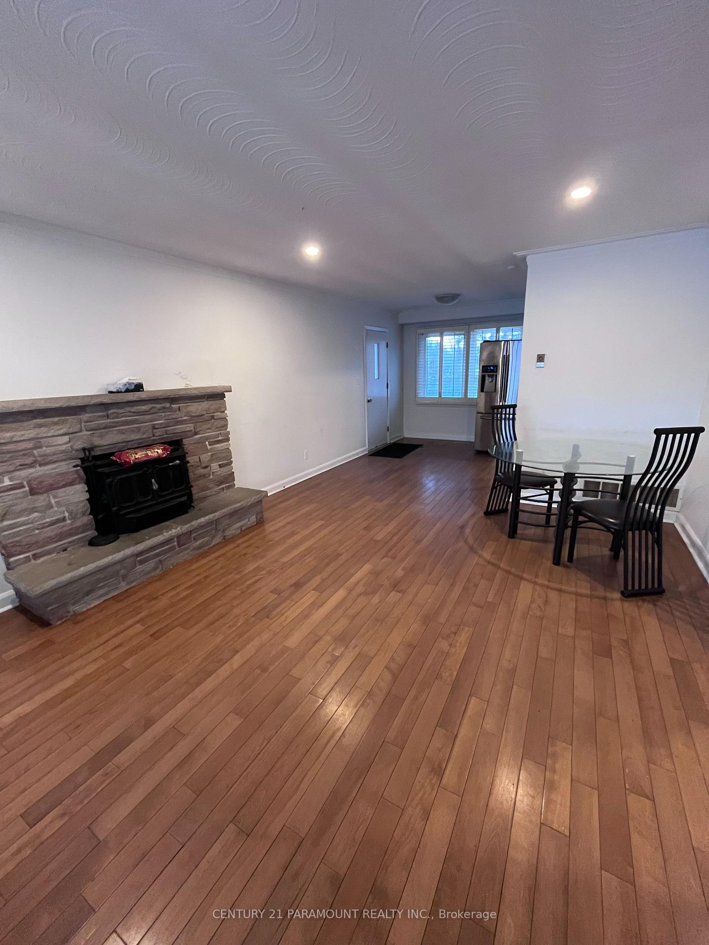 Photo 10 of Unit Main, 3407 Countryside Drive, Brampton, Vales of Castlemore — HOMEH