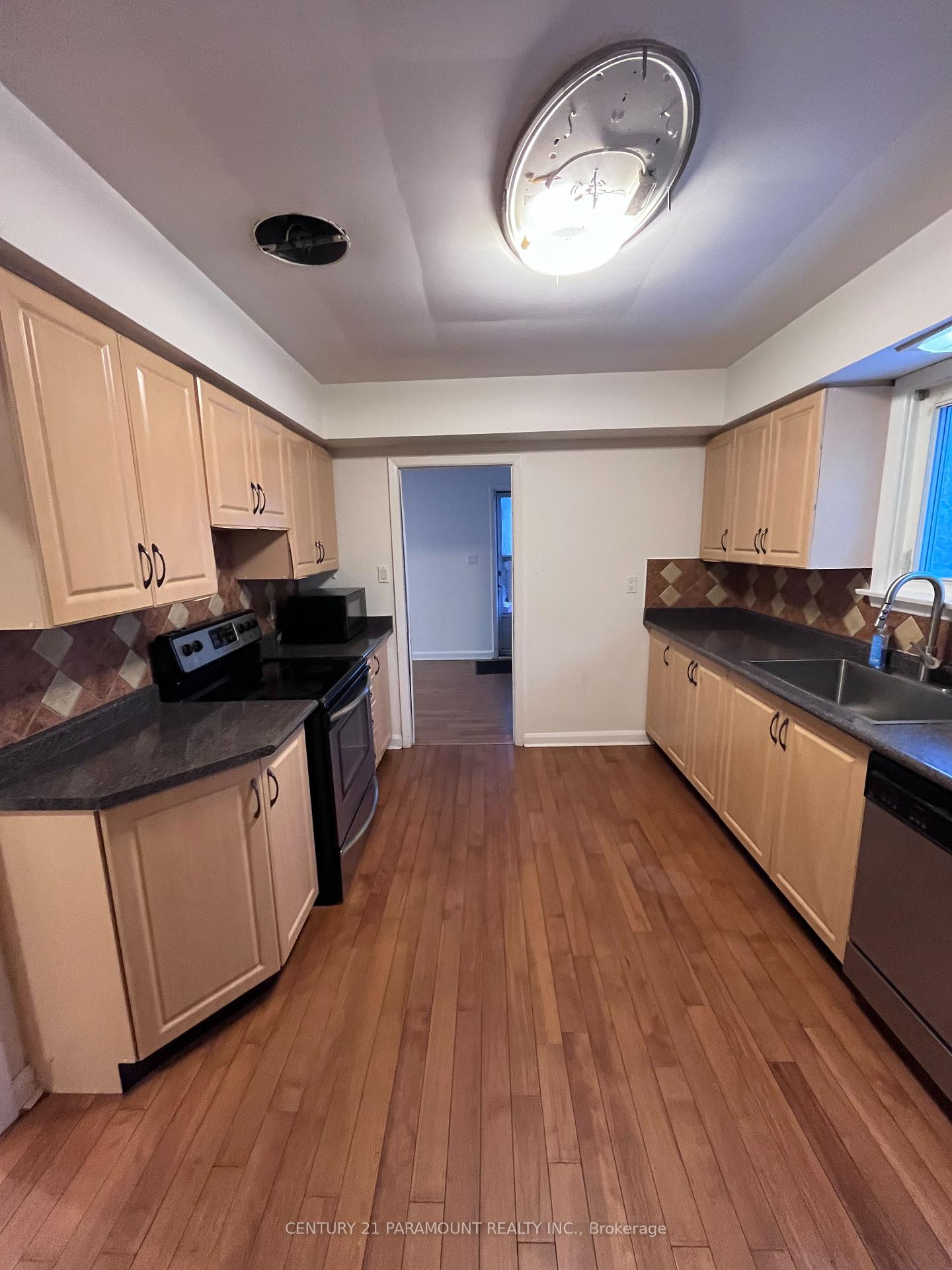 Photo 14 of Unit Main, 3407 Countryside Drive, Brampton, Vales of Castlemore — HOMEH