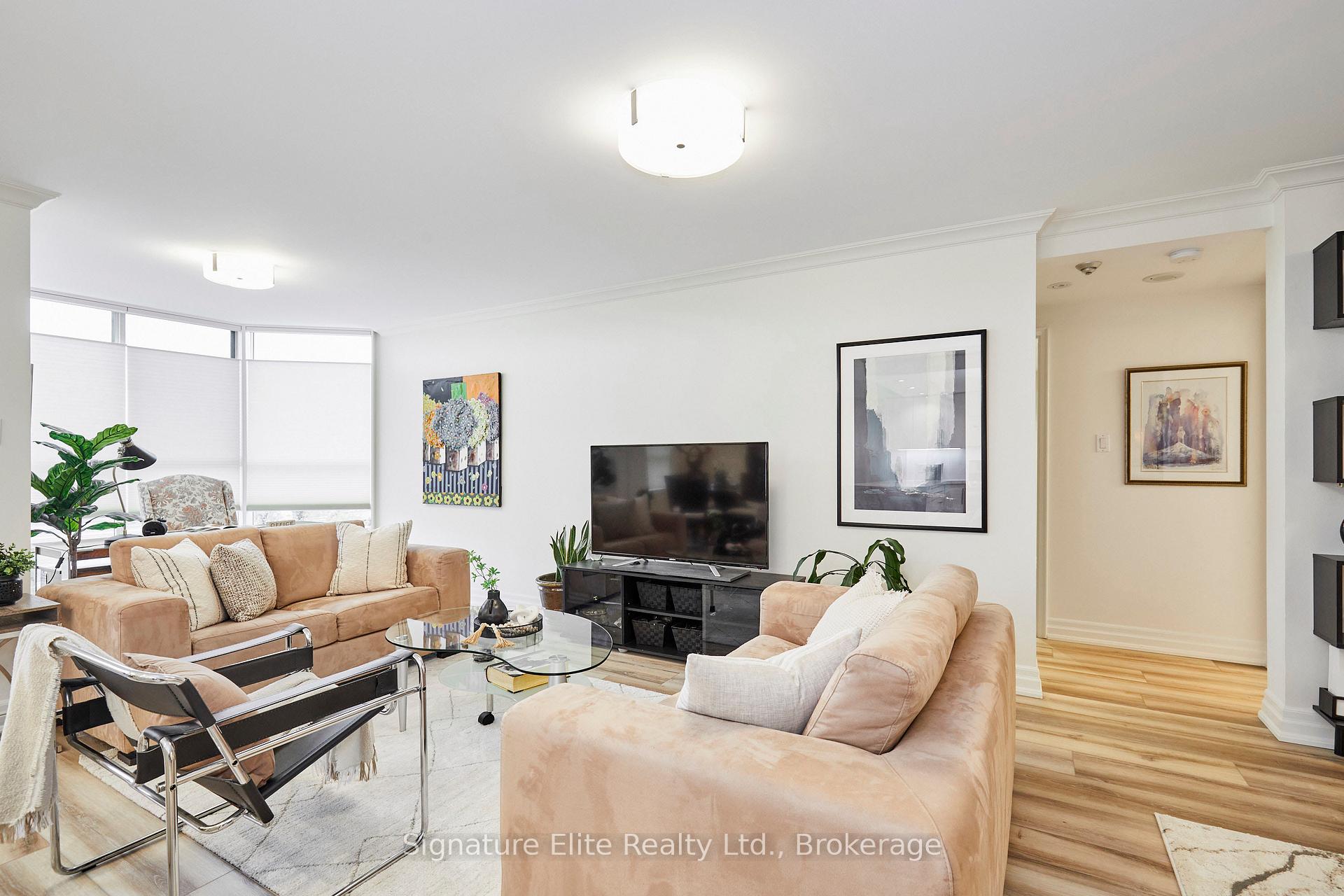 Photo 6 of Unit 508, 271 Ridley Boulevard, Toronto, Bedford Park-Nortown — HOMEH