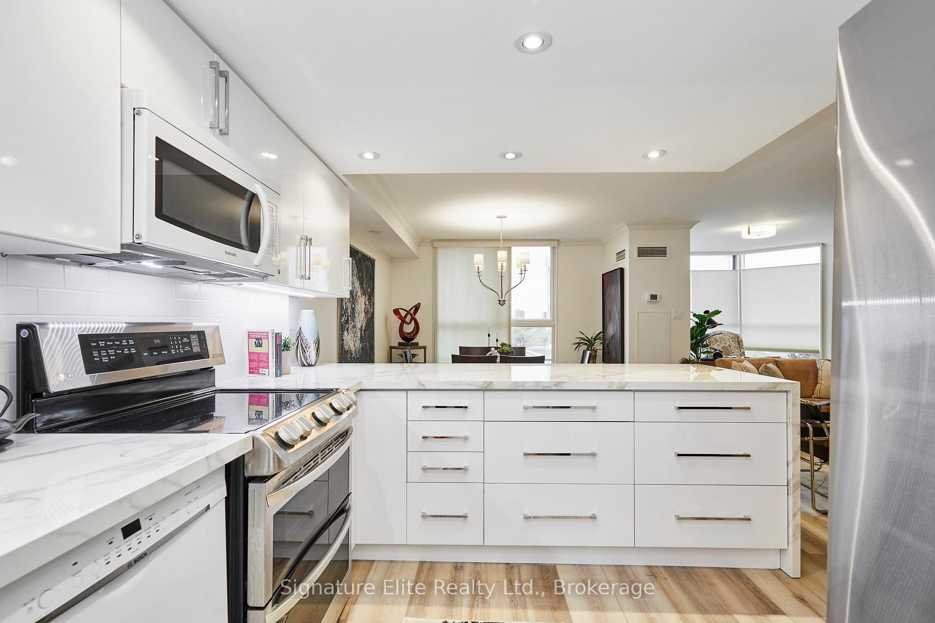 Photo 12 of Unit 508, 271 Ridley Boulevard, Toronto, Bedford Park-Nortown — HOMEH