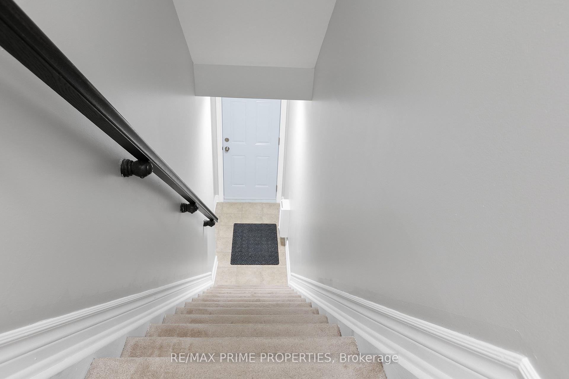 Photo 4 of 166 Bluestone Private, Ottawa, Avalon West — HOMEH