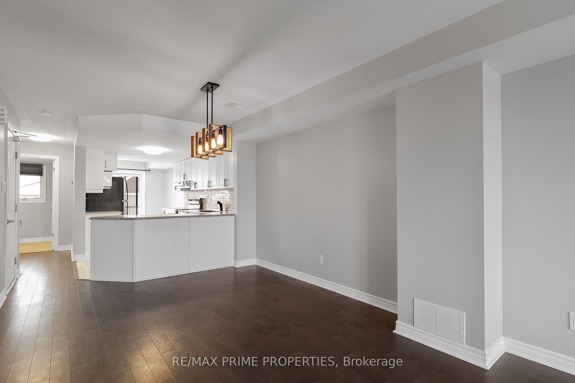 Photo 12 of 166 Bluestone Private, Ottawa, Avalon West — HOMEH
