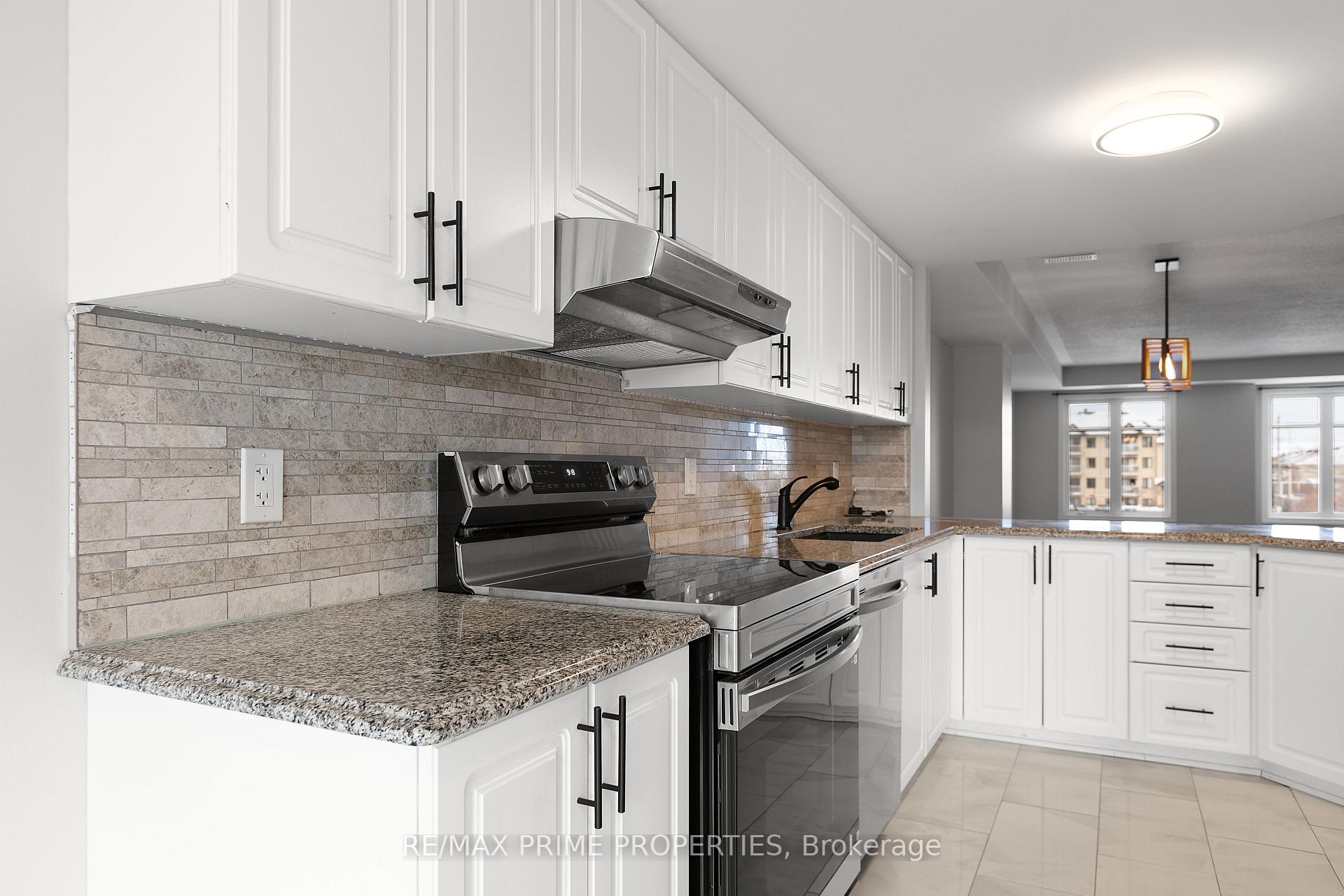 Photo 17 of 166 Bluestone Private, Ottawa, Avalon West — HOMEH