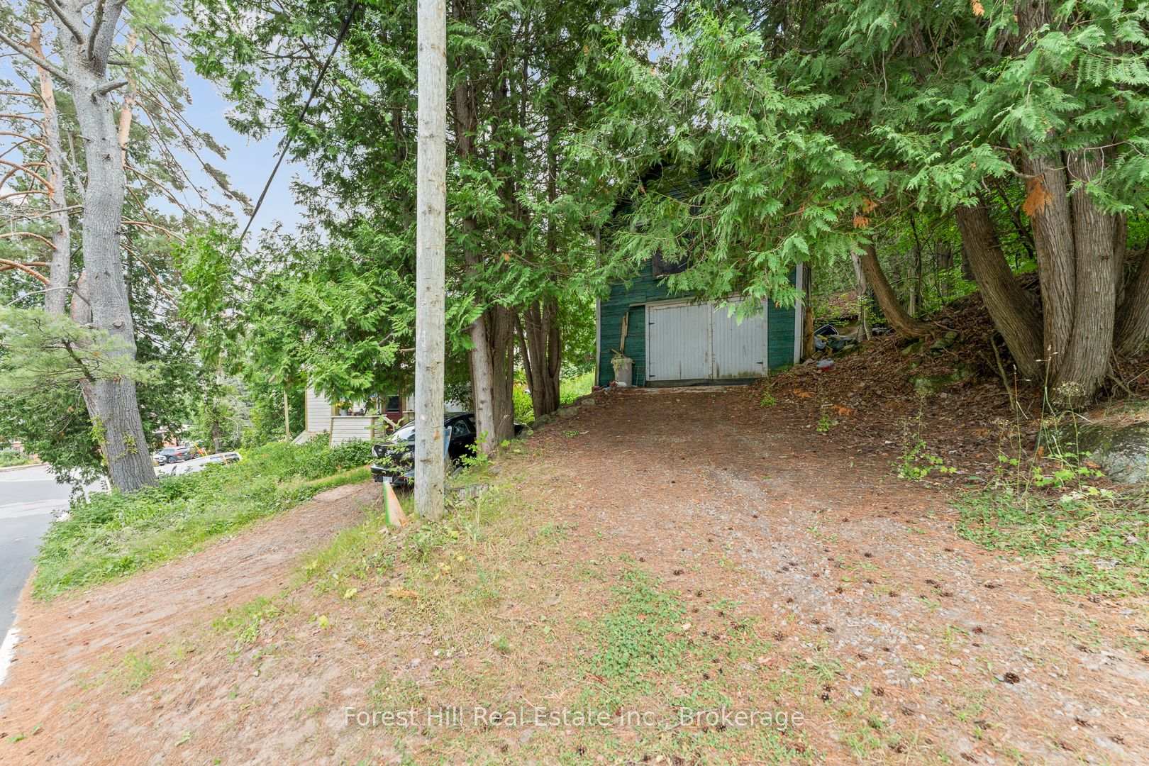 Photo 7 of 1093 Main Street, Algonquin Highlands, Sherborne — HOMEH