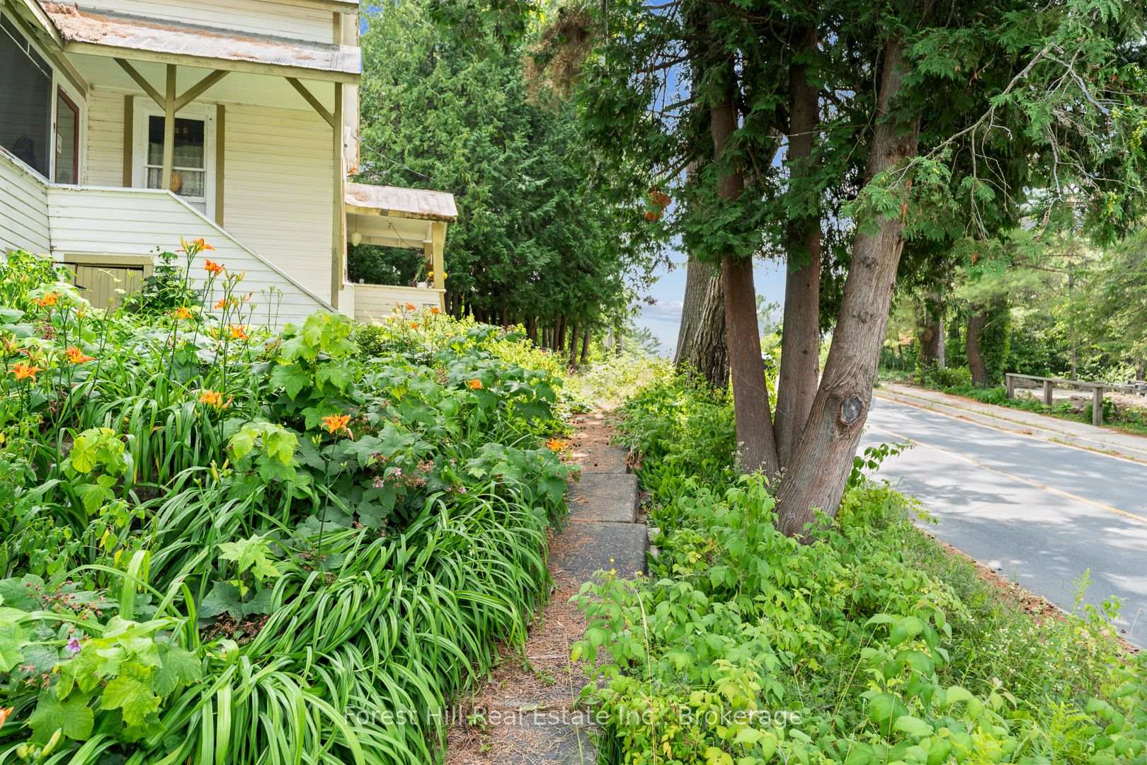 Photo 13 of 1093 Main Street, Algonquin Highlands, Sherborne — HOMEH