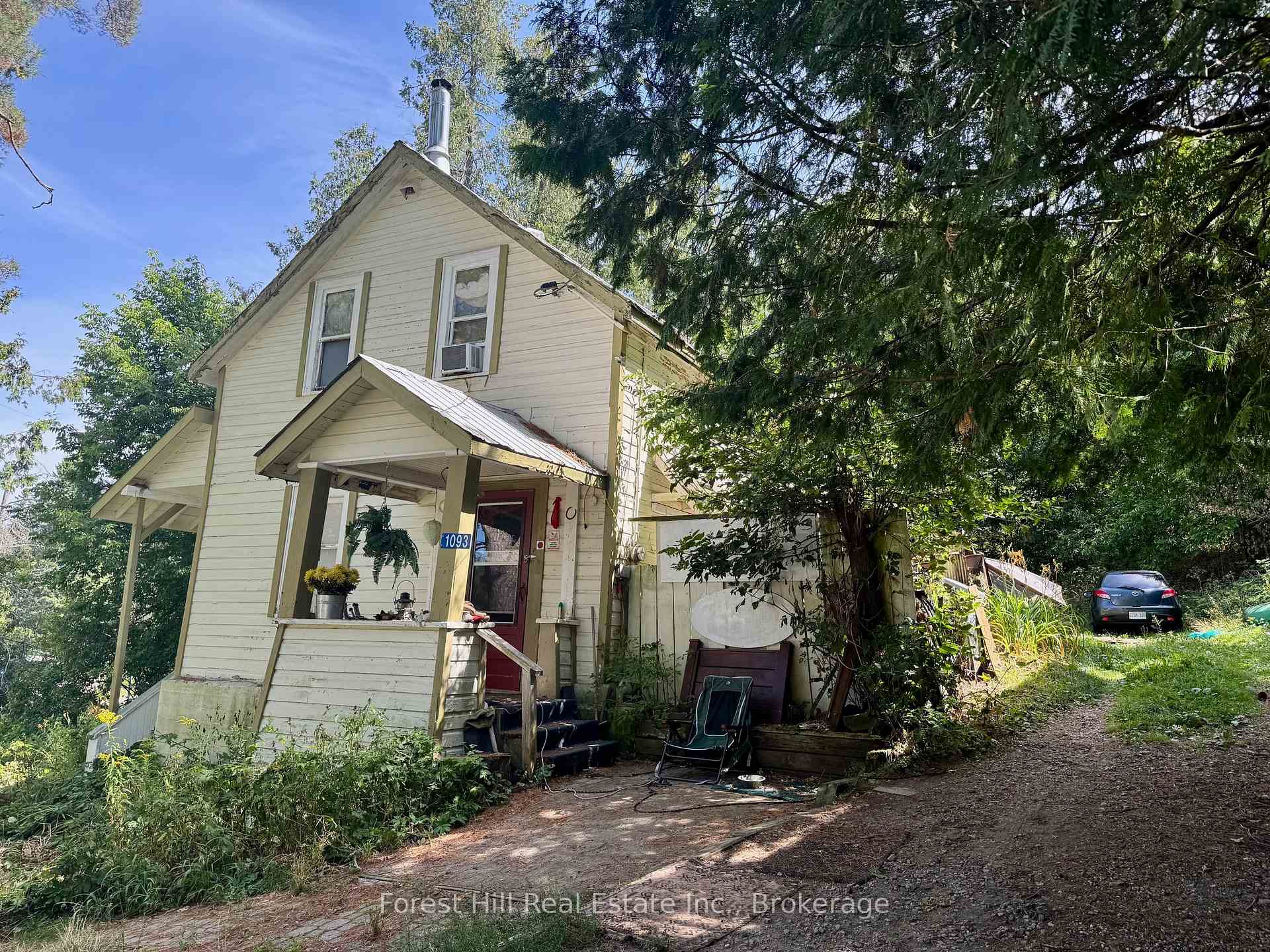Photo 32 of 1093 Main Street, Algonquin Highlands, Sherborne — HOMEH