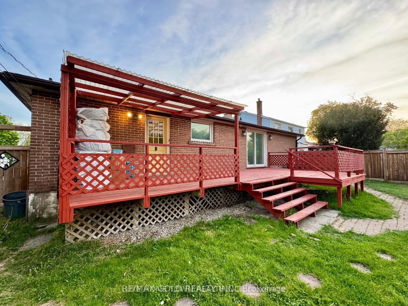 Photo 21 of 7 Addington Crescent, Brampton, Avondale — HOMEH