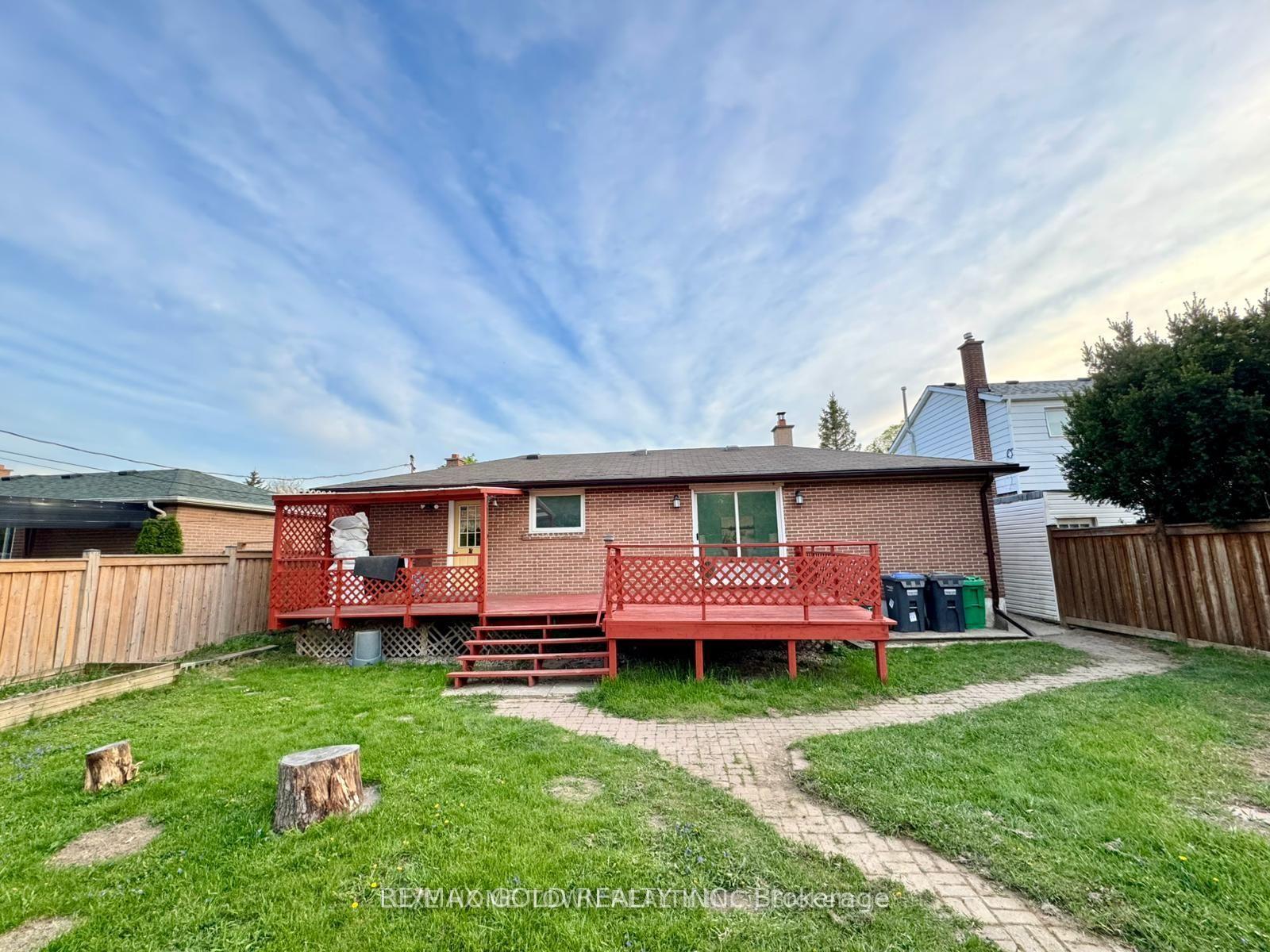 Photo 22 of 7 Addington Crescent, Brampton, Avondale — HOMEH