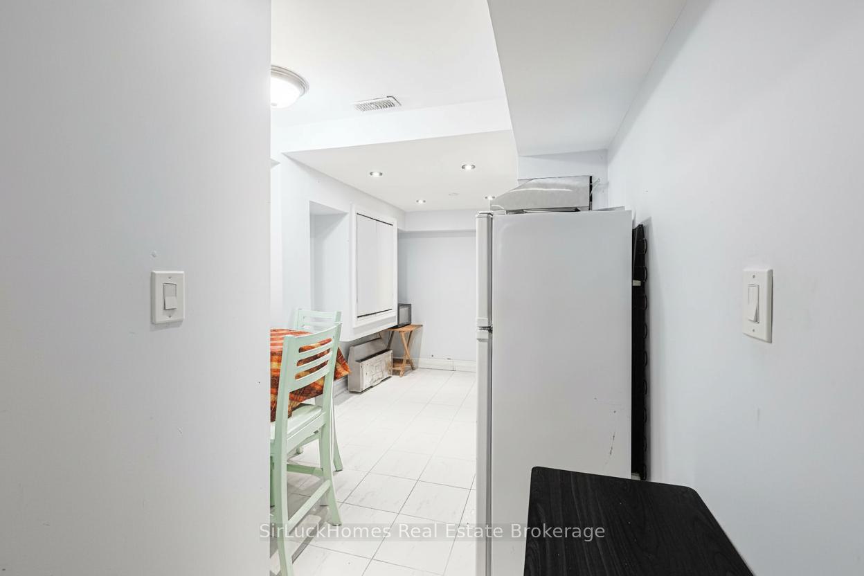 Photo 8 of 80 Washburn Road, Brampton, Bram East — HOMEH