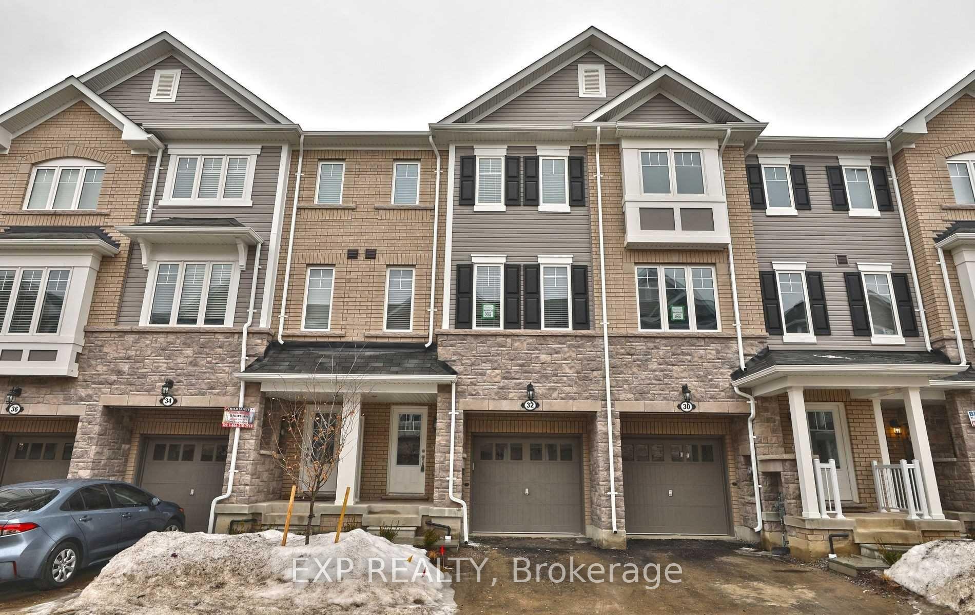 Front of 32 Rapids Lane