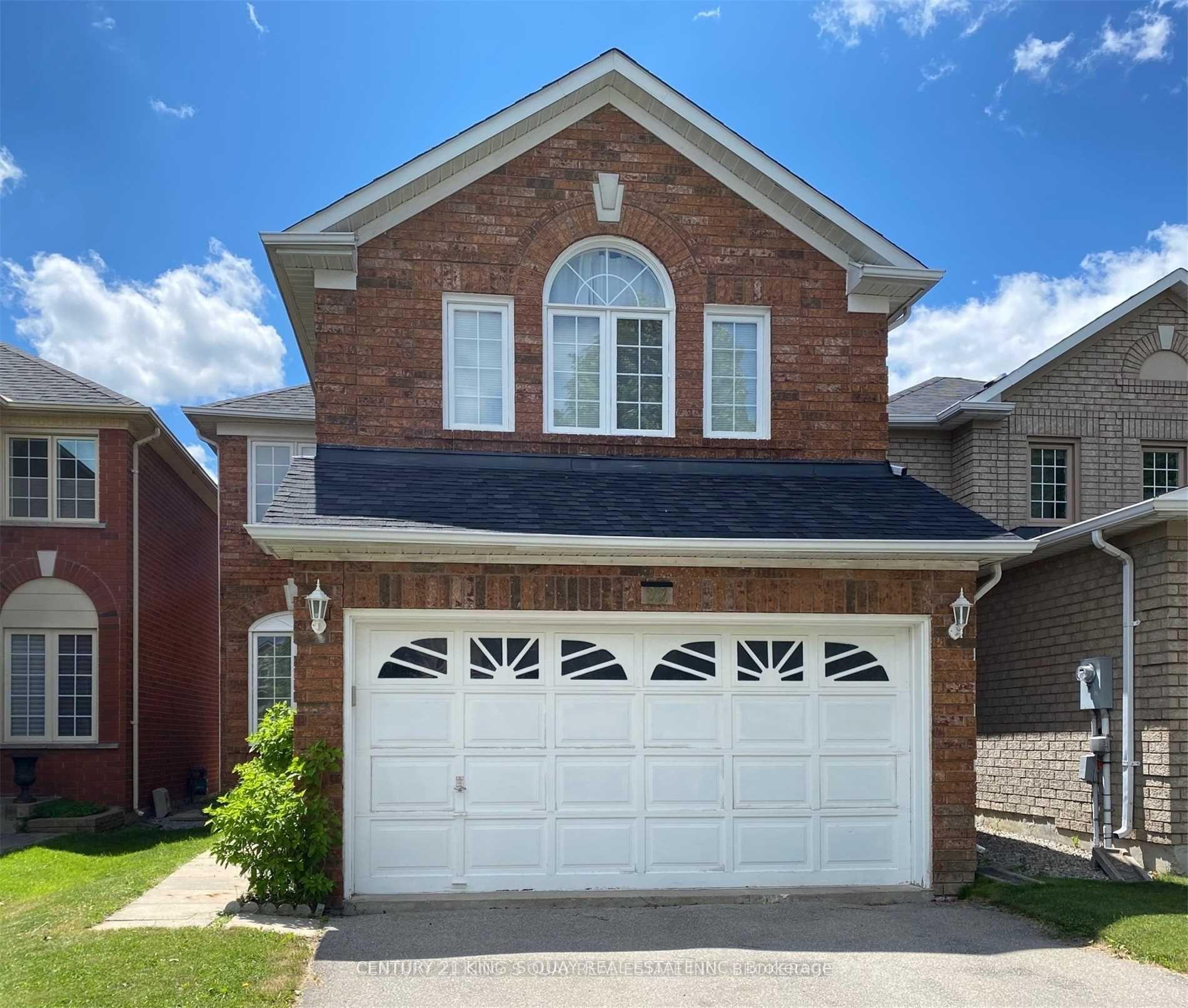 Photo 1 of 22 Rush Road, Aurora, Bayview Wellington — HOMEH
