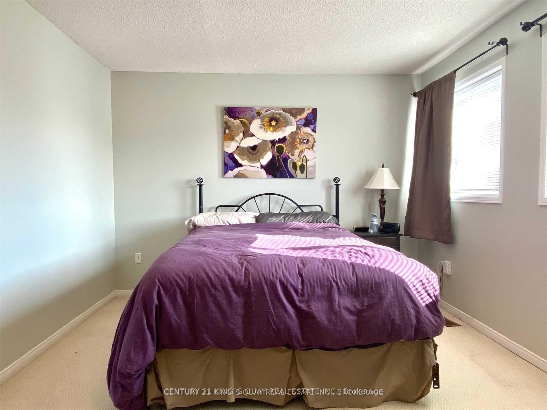 Photo 8 of 22 Rush Road, Aurora, Bayview Wellington — HOMEH