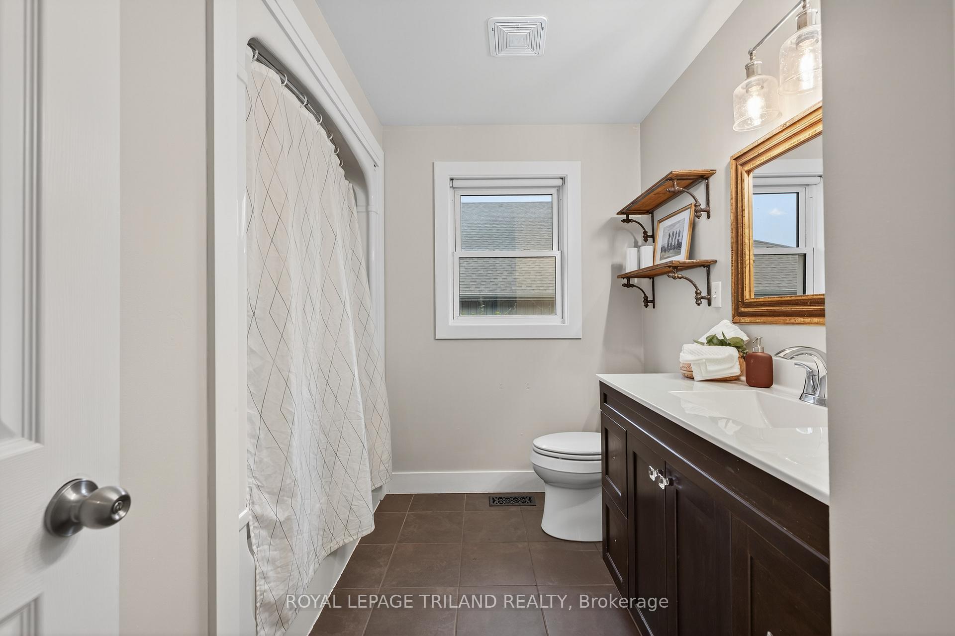 Photo 16 of 11565 Springfield Road, Malahide, Springfield — HOMEH