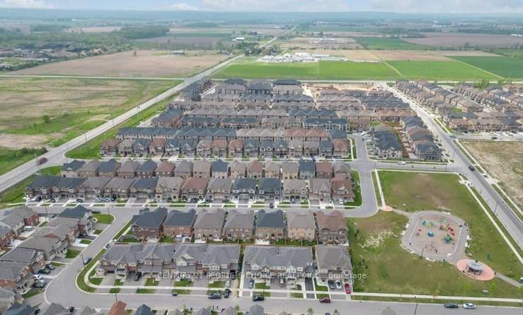 Photo 76 of 40 Averill Road, Brampton, Northwest Brampton — HOMEH