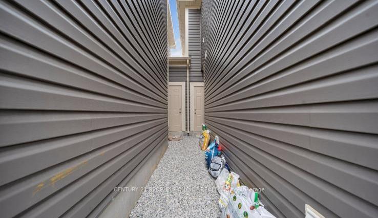 Photo 78 of 40 Averill Road, Brampton, Northwest Brampton — HOMEH
