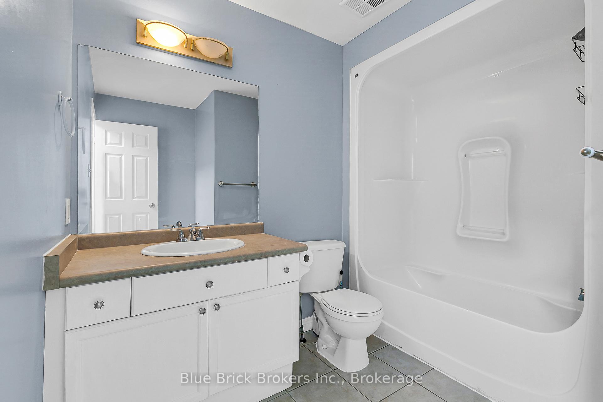 Photo 30 of 2477 Trappers Avenue E, Windsor — HOMEH