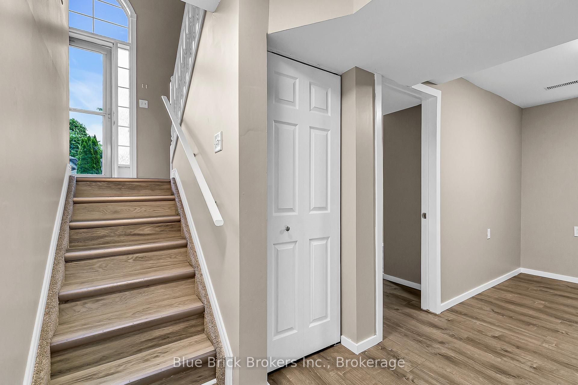 Photo 12 of 2477 Trappers Avenue E, Windsor — HOMEH