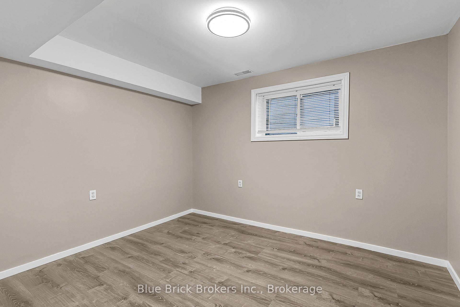Photo 14 of 2477 Trappers Avenue E, Windsor — HOMEH