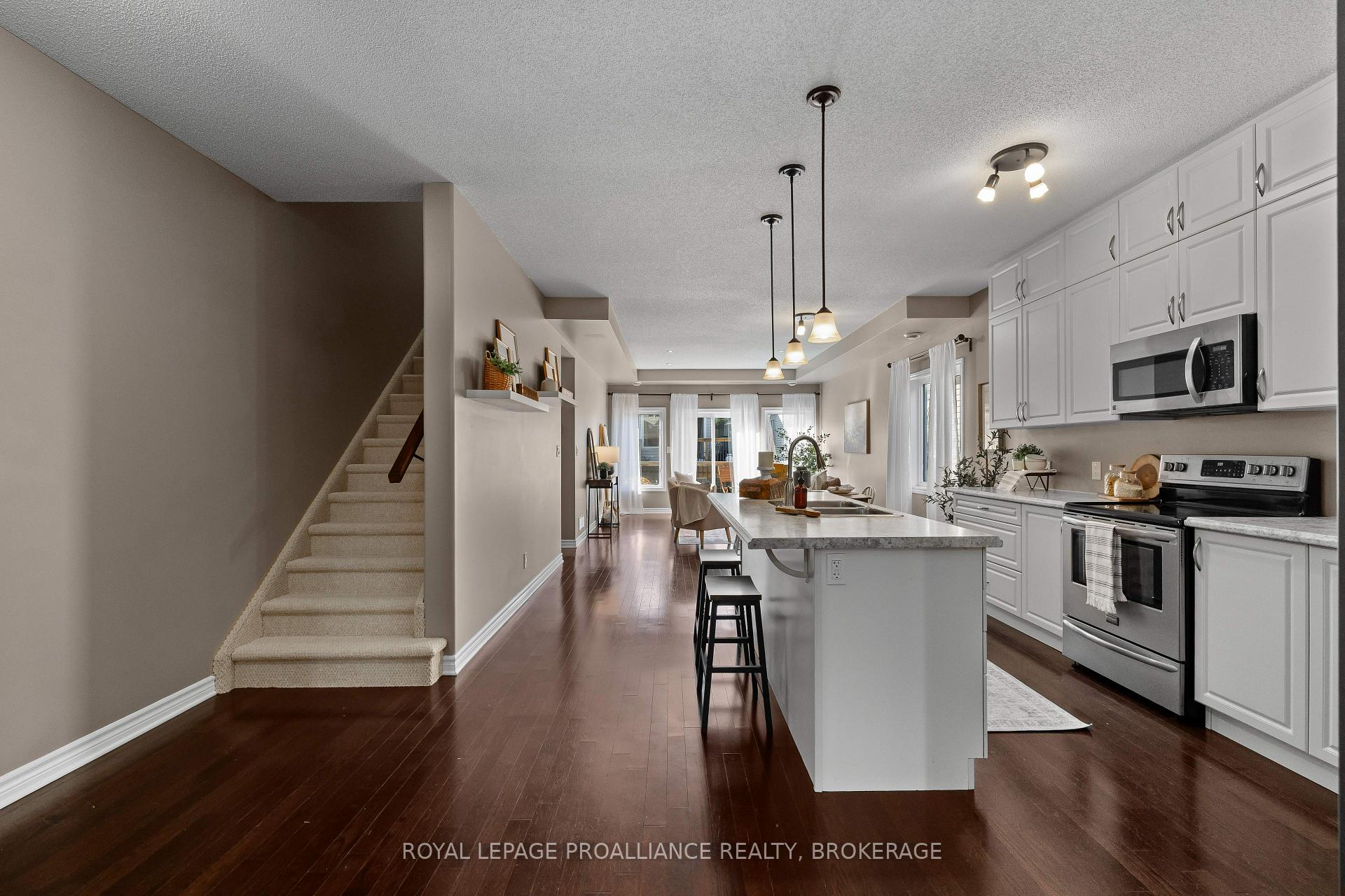 Photo 11 of 831 Augusta Drive, Kingston, City Northwest — HOMEH