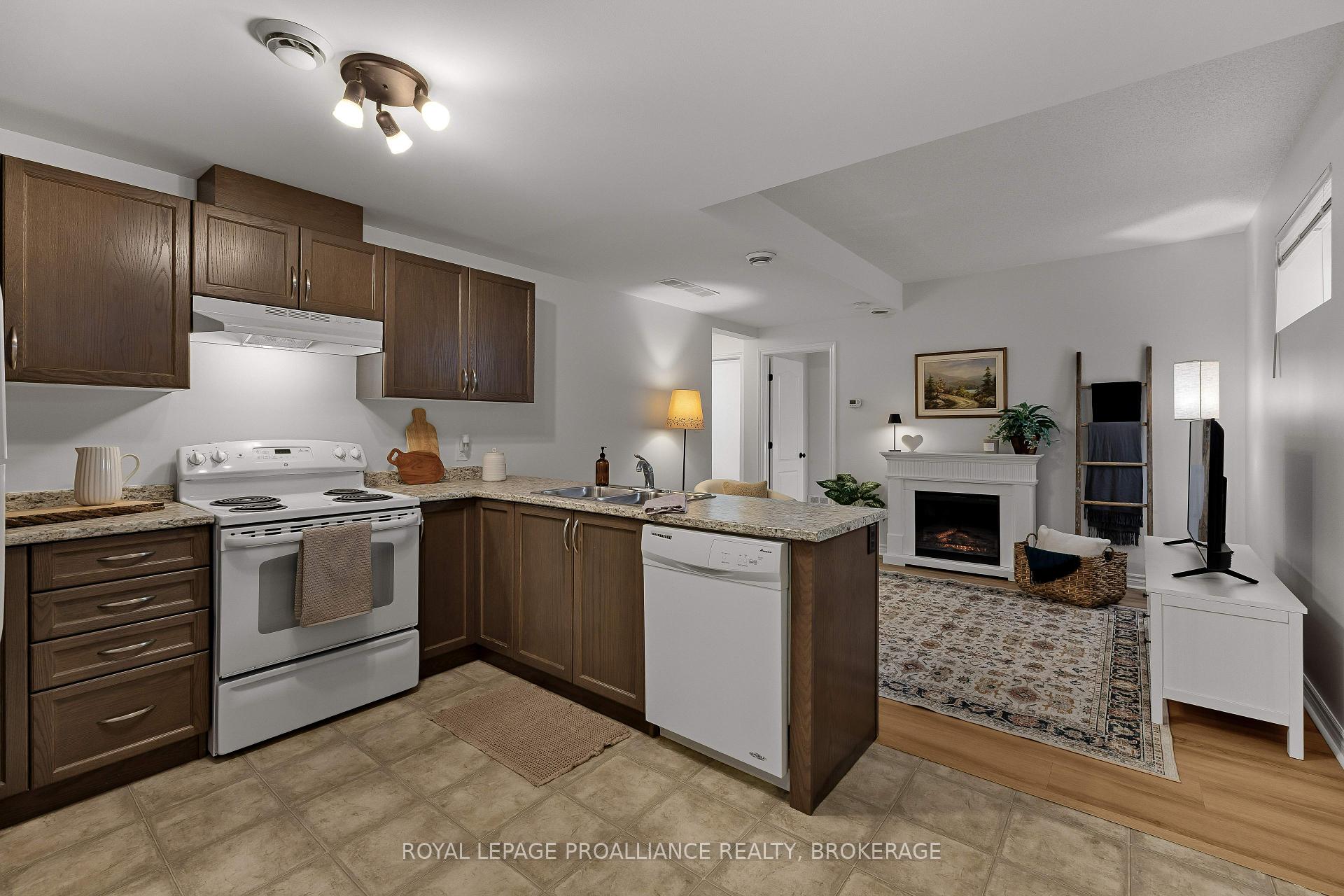 Photo 32 of 831 Augusta Drive, Kingston, City Northwest — HOMEH