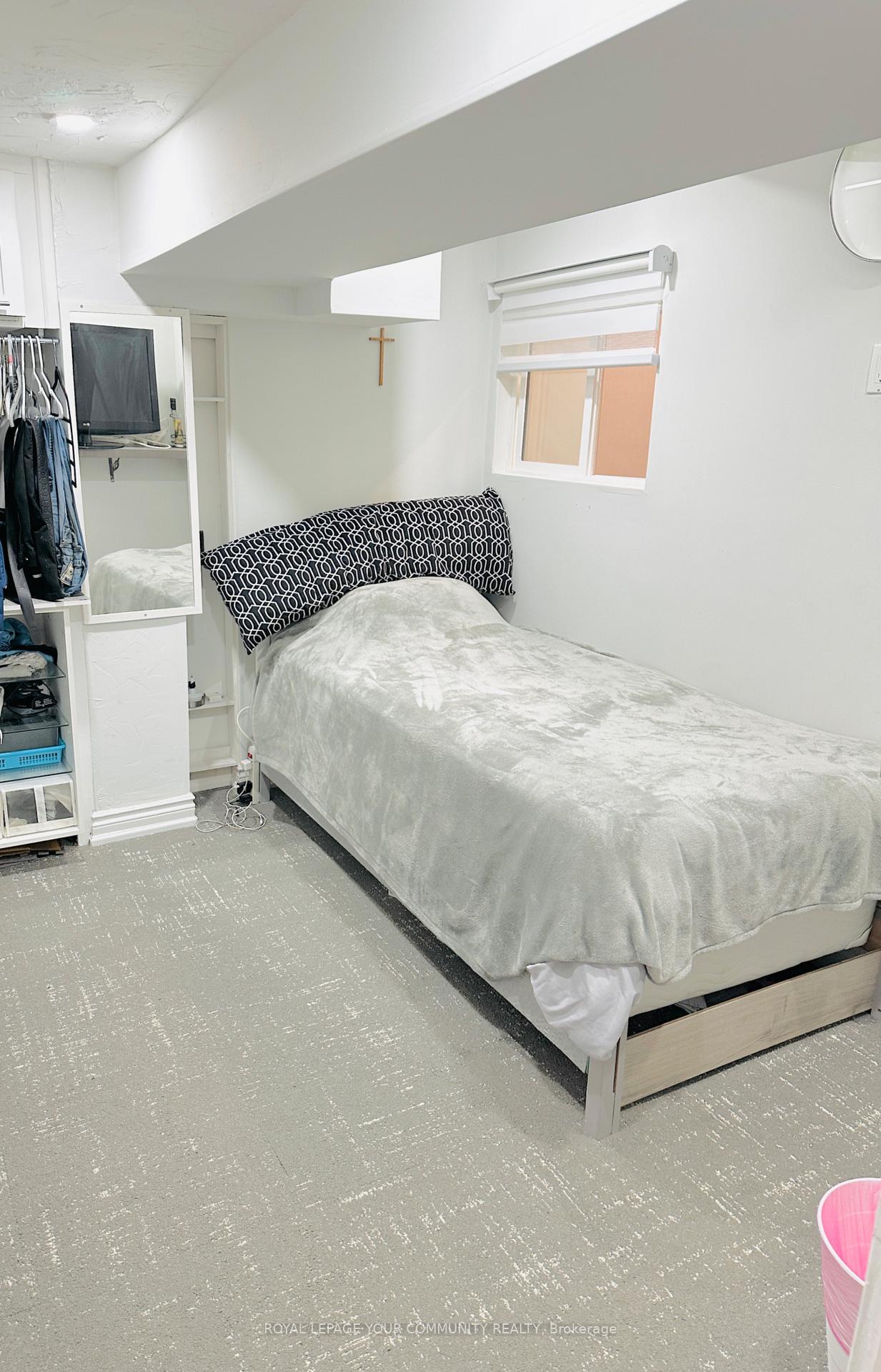 Photo 10 of Unit Basement, 132 Dolce Crescent, Vaughan, Vellore Village — HOMEH