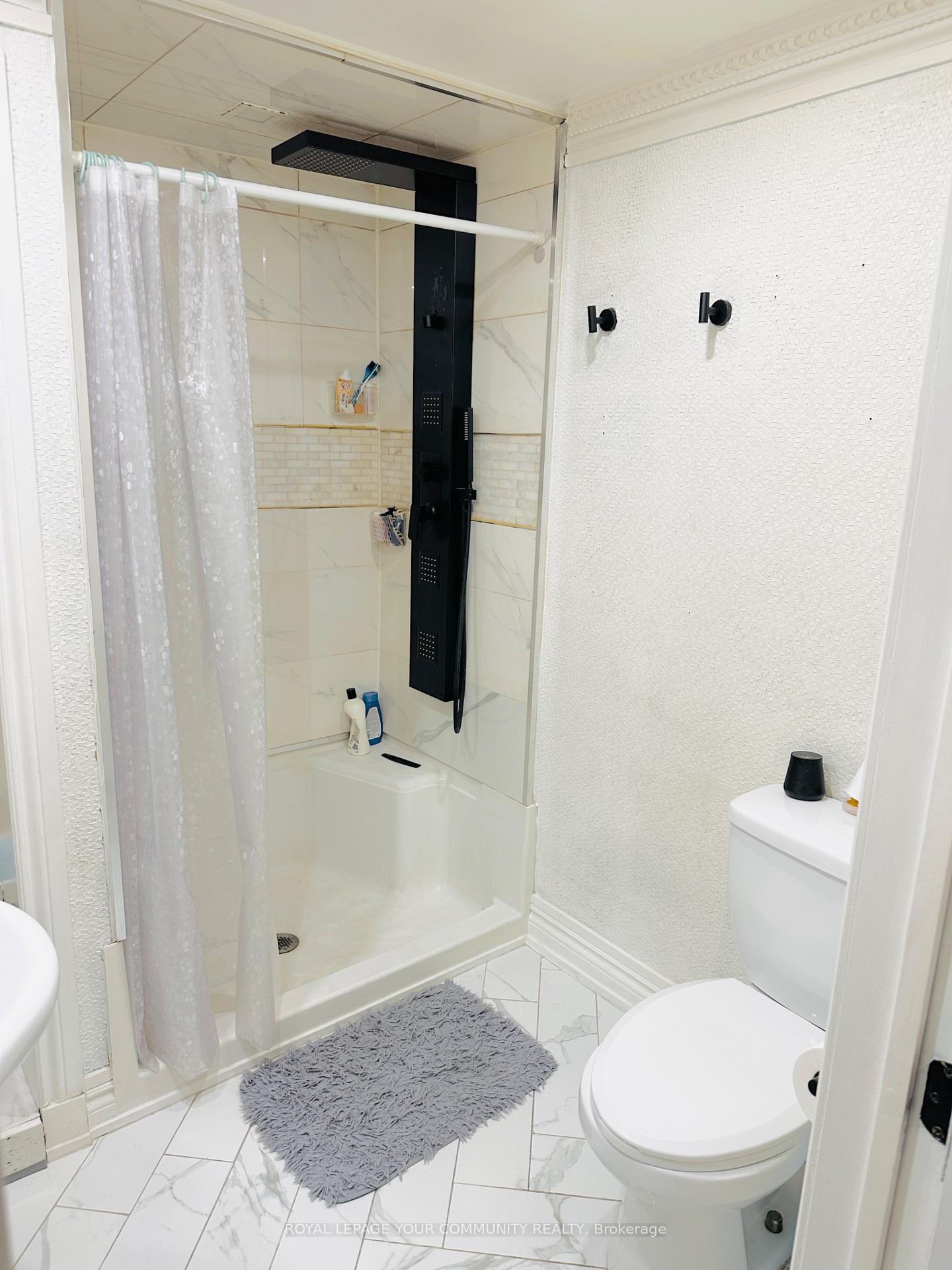 Photo 13 of Unit Basement, 132 Dolce Crescent, Vaughan, Vellore Village — HOMEH