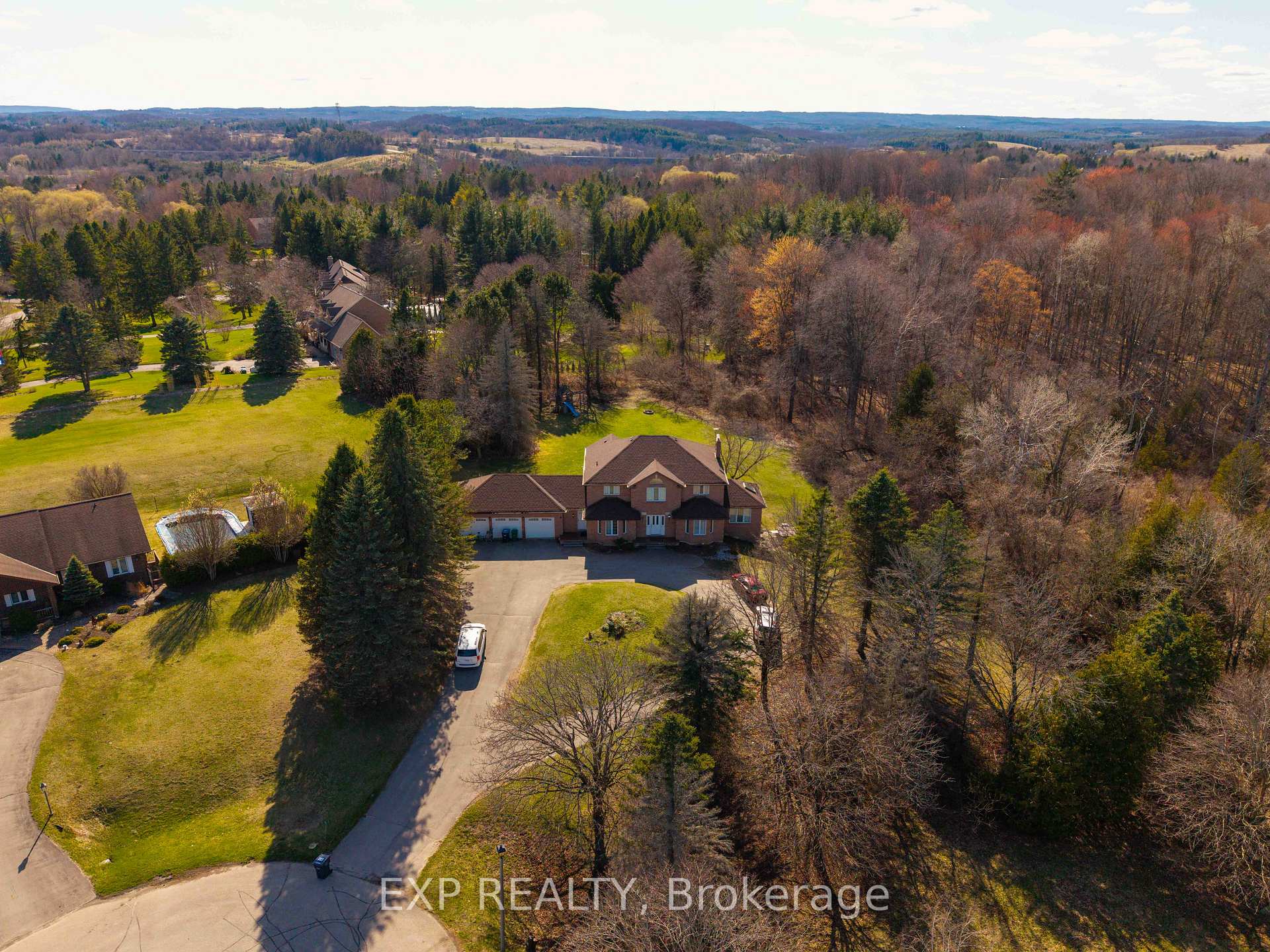 Photo 12 of 6 Dobson Court, Caledon, Palgrave — HOMEH
