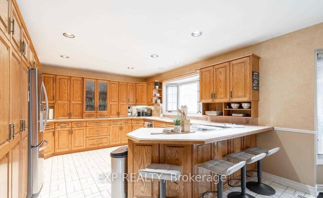 Photo 24 of 6 Dobson Court, Caledon, Palgrave — HOMEH