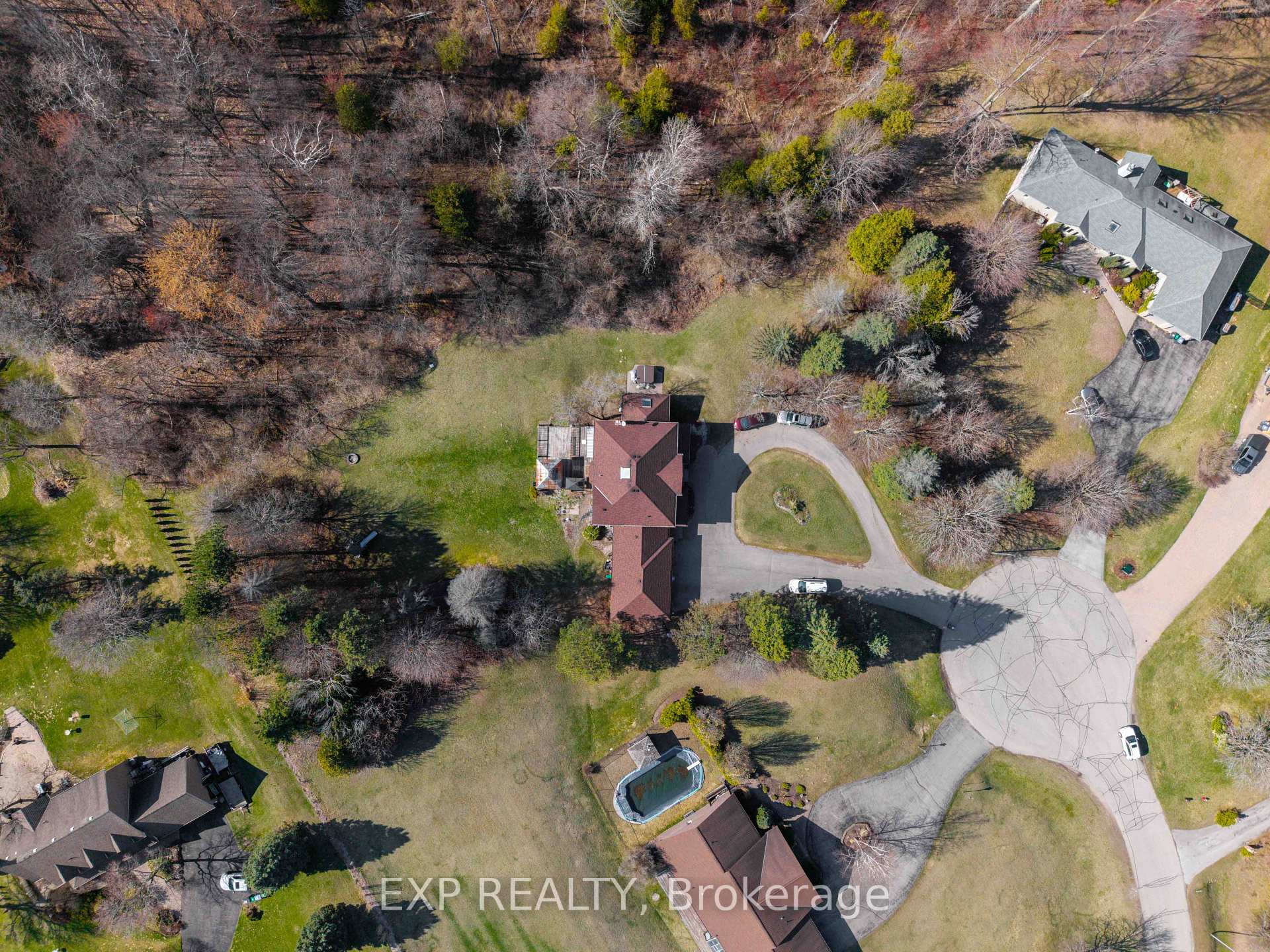 Photo 18 of 6 Dobson Court, Caledon, Palgrave — HOMEH