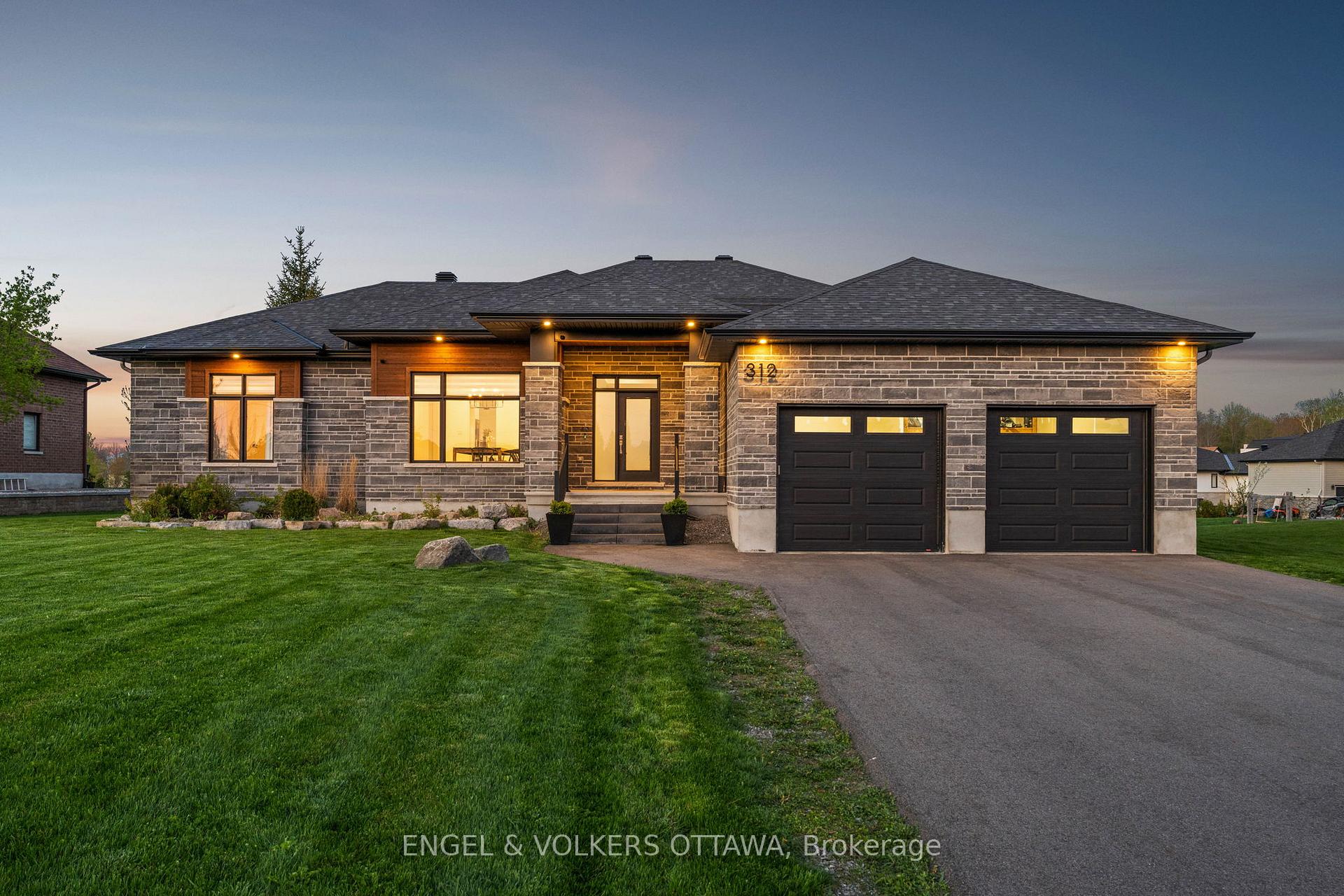 Photo 1 of 312 Shoreway Drive., Ottawa, Greely — HOMEH